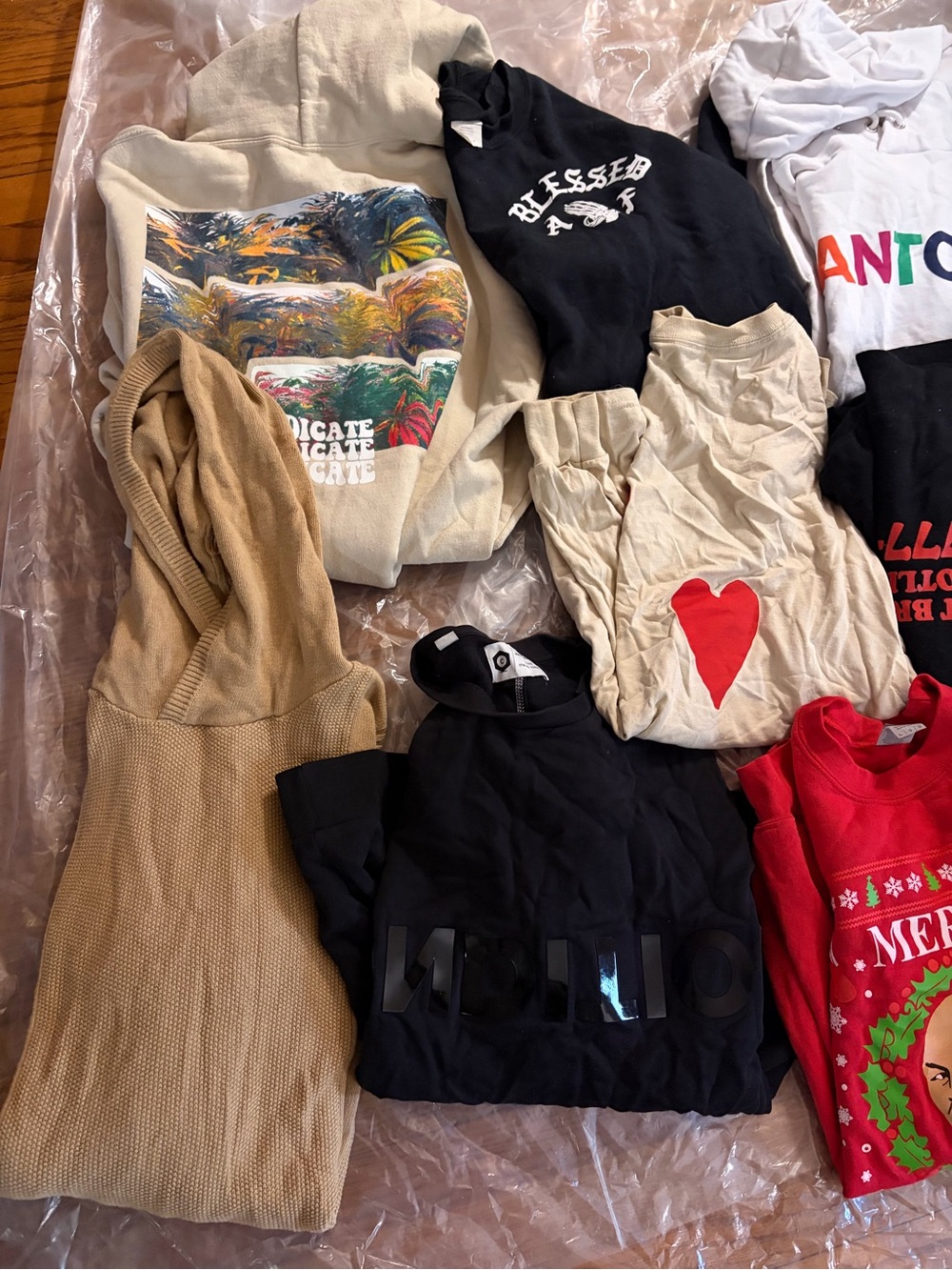 MENS SWEATSHIRTS- 9 Pcs